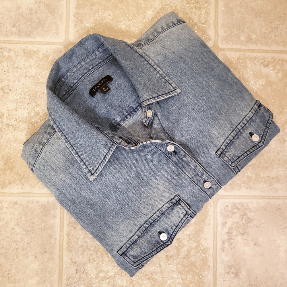 TALBOTS • Denim Faded Shirt Size 6 100% Cotton